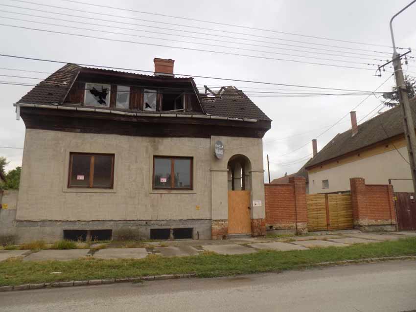 APRÓSÁGOK 