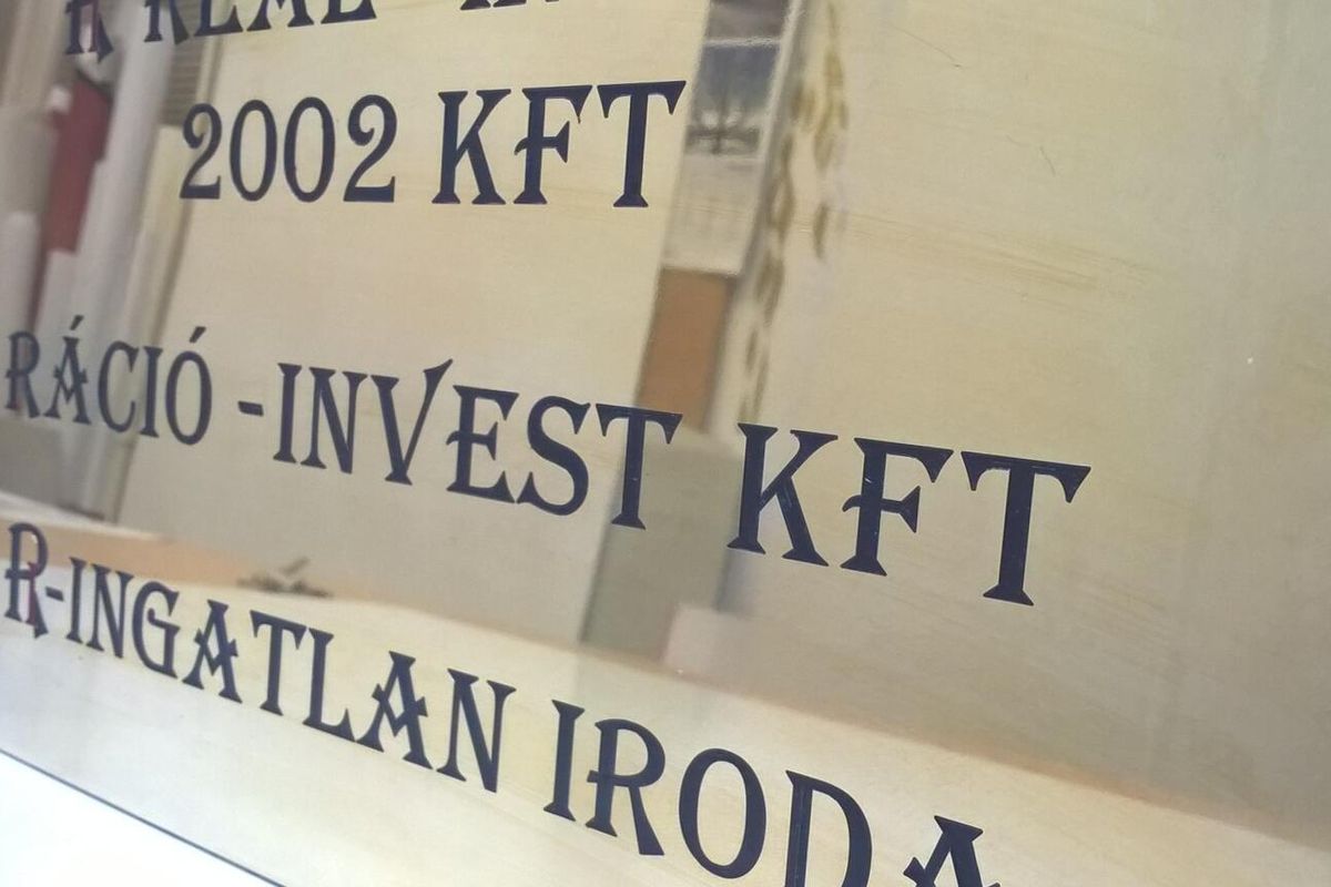 Fém táblák az ipari igények kiszolgálásában