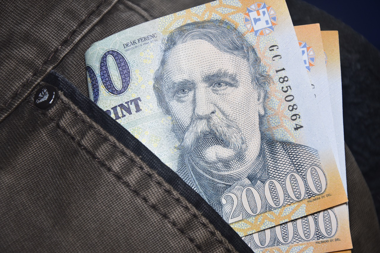Változások várhatók a 2025-ös minimálbér terén