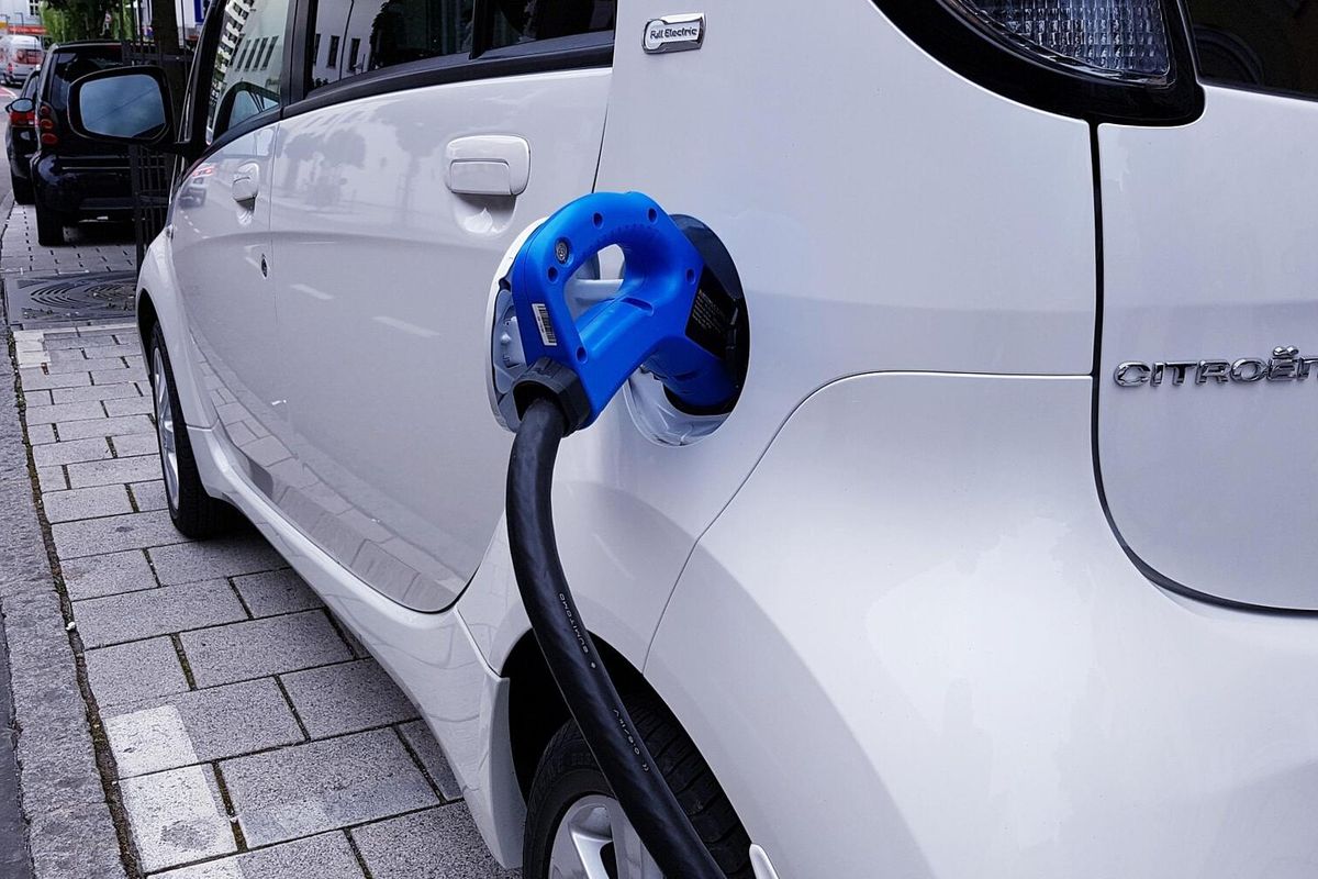 Az elektromos autók töltési infrastruktúrájának fejlődése