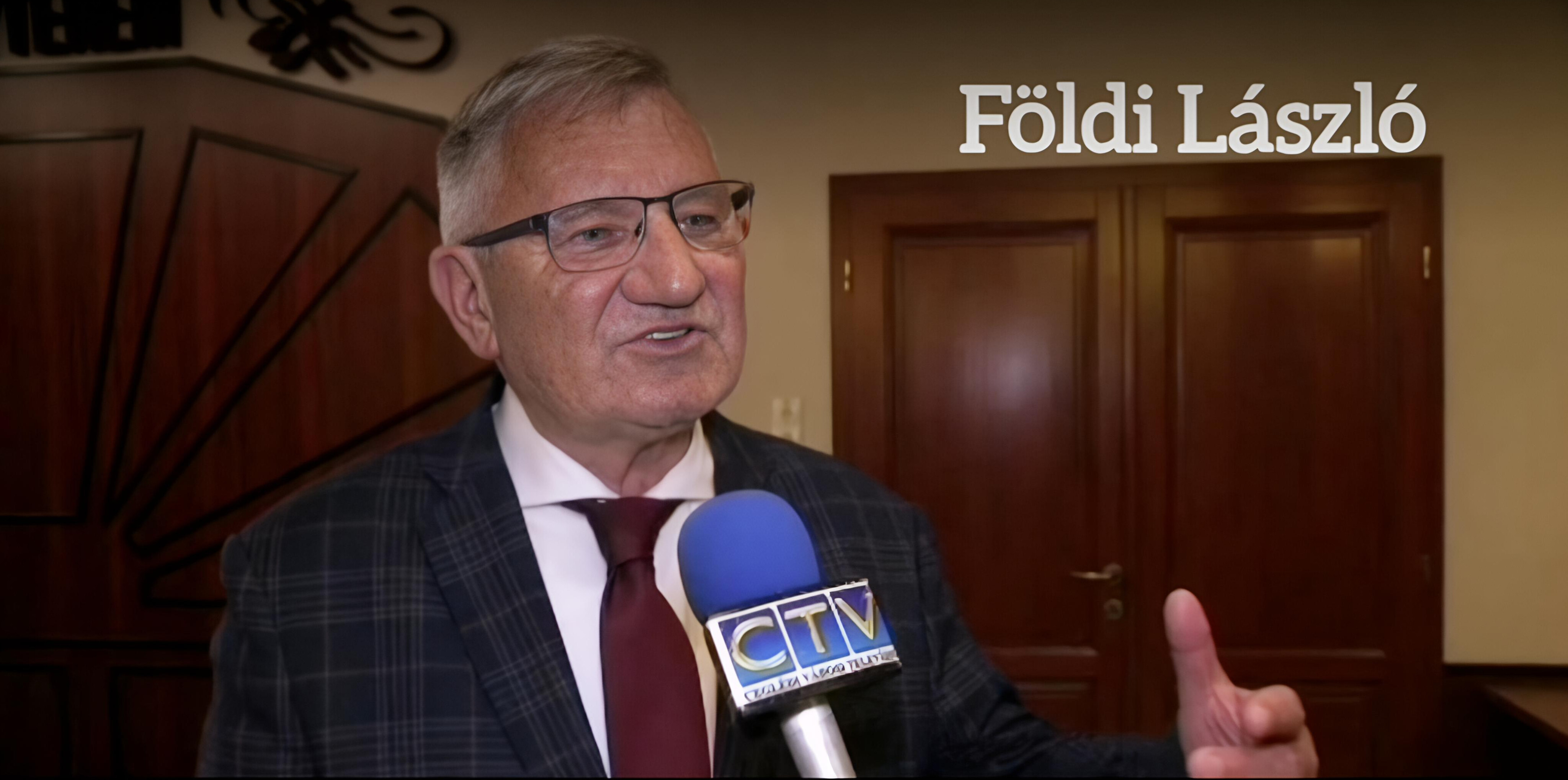 Távozik a politikából Földi László, akit sokan Nagykőrös „legnagyobb ellenségének” tartanak.