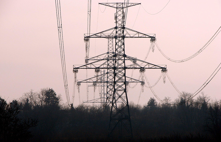 Épülhet a 400 kV-os vezeték, kártalanítják az ingatlantulajdonosokat