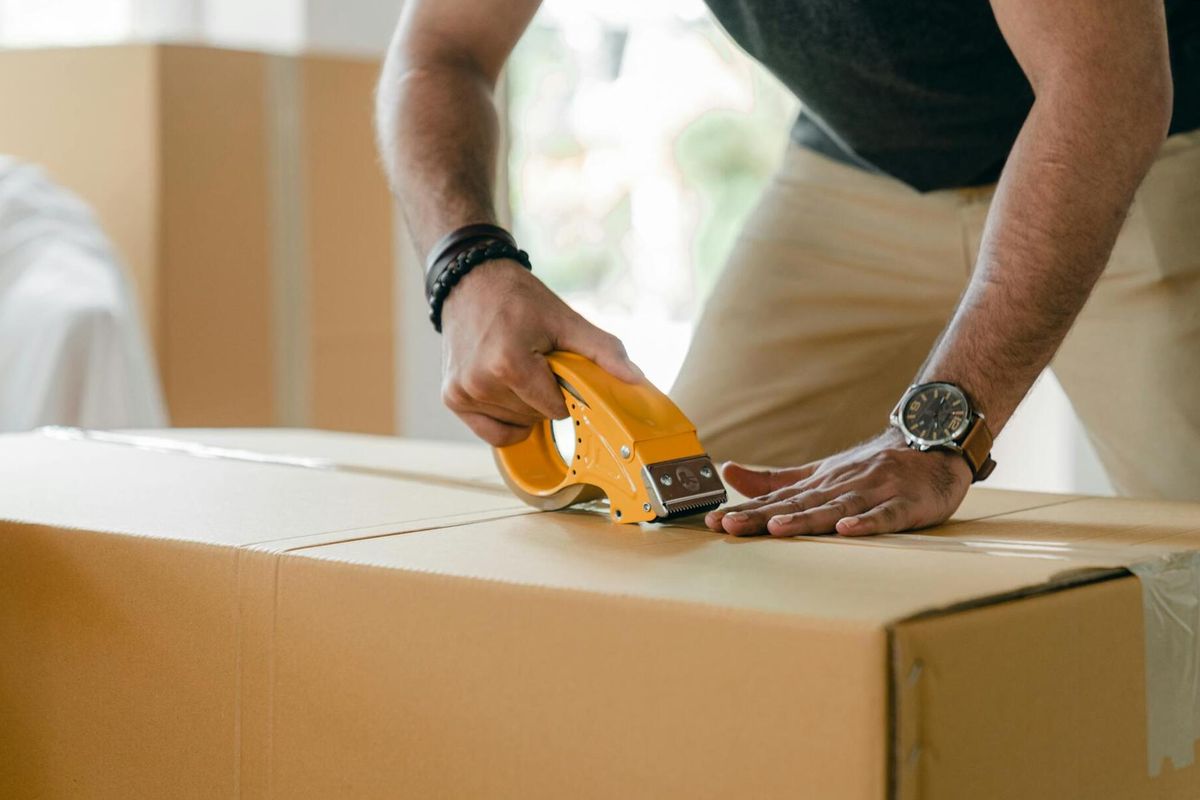 Az egyedi logózott ragasztószalag fontossága a vállalkozások számára