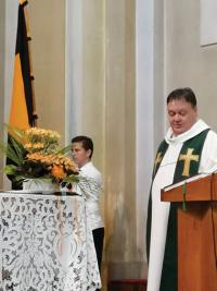 „Rajta ifjak, útra fel!”