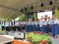 Csemőben virágos a hangulat