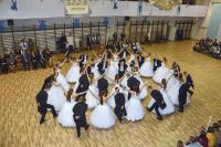 Grease a Toldi szalagtűzőjén