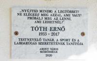 Tóth Ernő nevét viseli az abonyi sportpálya