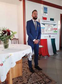 „Szent művészetet” Csemőben