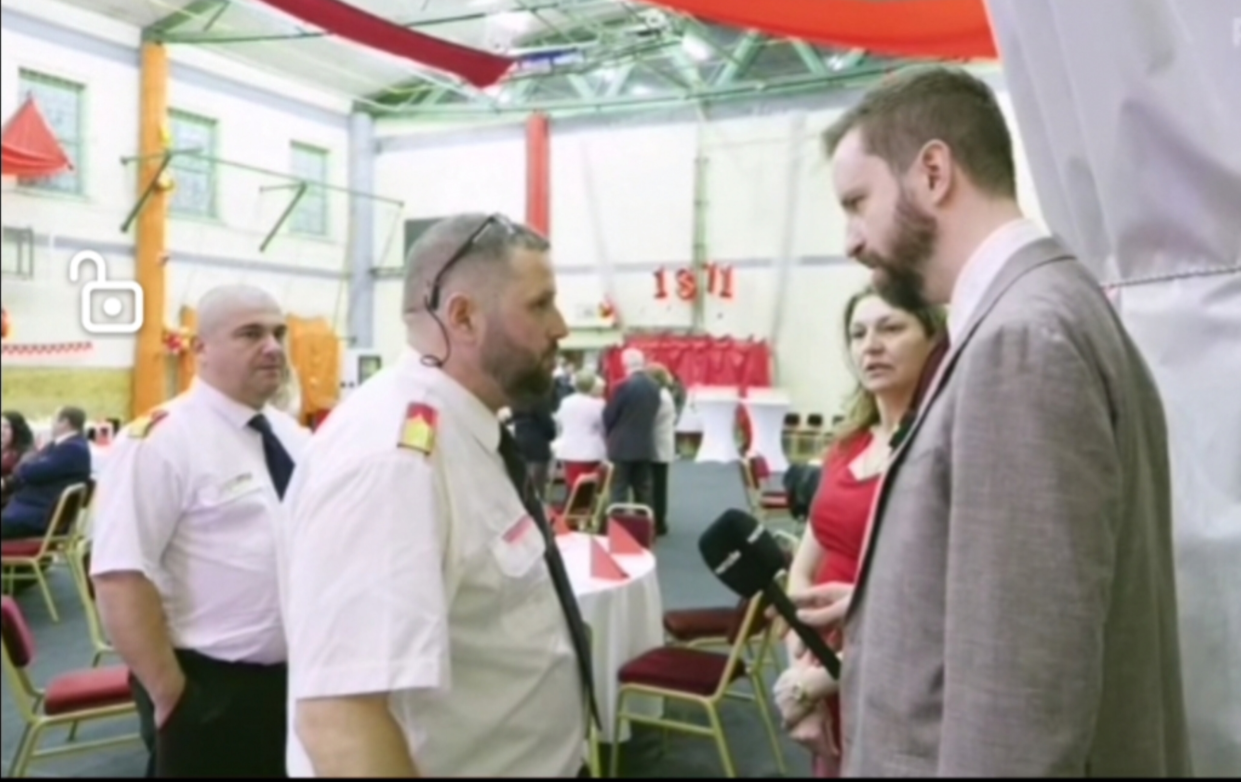 Ingyen cirkusz és az elvett mikrofon